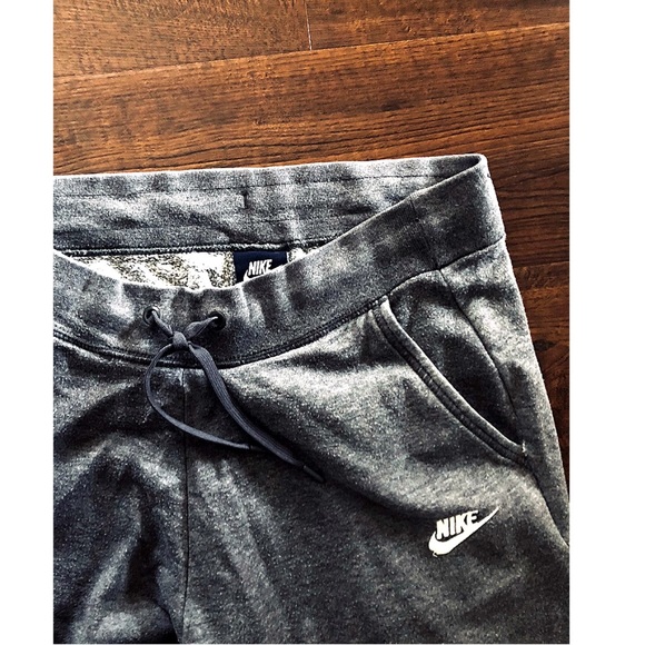 Grey Nike sweatpants! - Picture 1 of 2